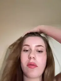 MaribelRiver — Stripchat recorded stream image, 21.04.2025 20:10