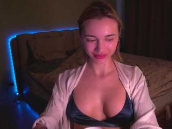 TeonaRose — Bongacams recorded stream image, 22.04.2025 05:40