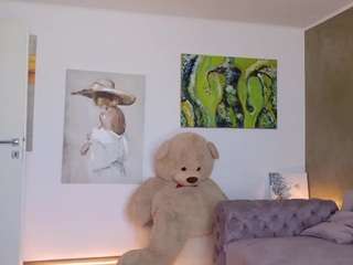 lenna-goddess — Camsoda recorded stream image, 22.04.2025 05:30