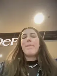 MommmyYummy — Stripchat recorded stream image, 22.04.2025 10:20