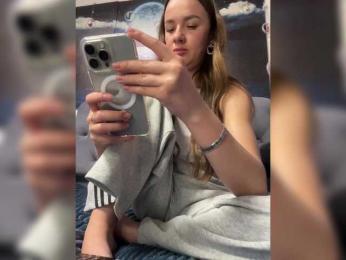 -Sexy_Hot_Angel- — Bongacams recorded stream screenshot (22 Apr 2025)