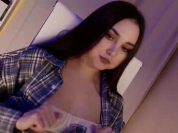 hollyextra — Chaturbate recorded stream image, 22.04.2025 17:10
