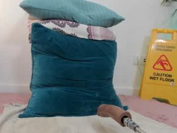 angel_danm_milf — Chaturbate recorded stream screenshot (23 Apr 2025)