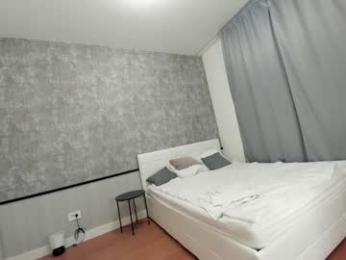 ehotlovea — Chaturbate recorded stream screenshot (23 Apr 2025)