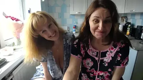 DonnaMagdalena — Stripchat recorded stream screenshot (24 Apr 2025)