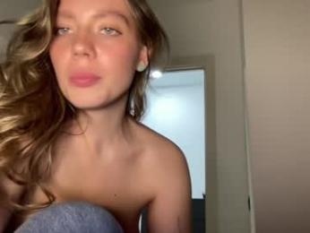 angel_from_sky — Chaturbate recorded stream screenshot (24 Apr 2025)