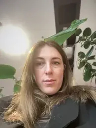 MommmyYummy — Stripchat recorded stream image, 25.04.2025 09:20