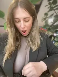 MommmyYummy — Stripchat recorded stream image, 25.04.2025 09:20