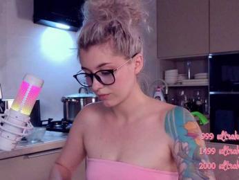 HoneyCherry — Bongacams recorded stream image, 25.04.2025 13:00