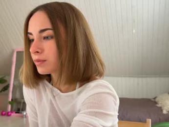 uwunikaa — Chaturbate recorded stream screenshot (25 Apr 2025)