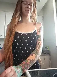 LucidLucy — Stripchat recorded stream image, 25.04.2025 13:00