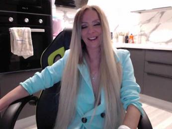 blondalina — Bongacams recorded stream image, 25.04.2025 22:30