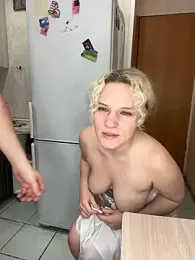 MrMrsRight — Stripchat recorded stream image, 06.02.2025 19:50