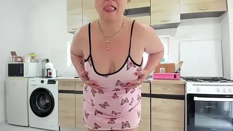 Julia35 — Stripchat recorded stream screenshot (26 Apr 2025)