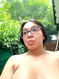 -VICKKY — Stripchat recorded stream image, 26.04.2025 13:10