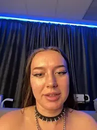 RollingGirls — Stripchat recorded stream image, 26.04.2025 13:00