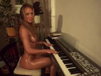 heybanan — Chaturbate recorded stream image, 26.04.2025 16:20