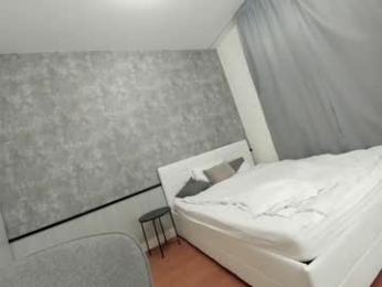 ehotlovea — Chaturbate recorded stream screenshot (26 Apr 2025)