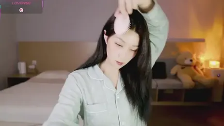 Lucky-baby — Stripchat recorded stream image, 27.04.2025 13:10