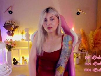 HoneyCherry — Bongacams recorded stream image, 27.04.2025 17:20