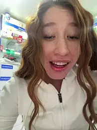 roouse — Stripchat recorded stream screenshot (27 Apr 2025)