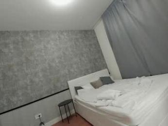 ehotlovea — Chaturbate recorded stream screenshot (28 Apr 2025)