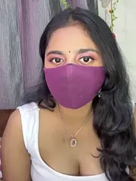 Dishasarmaa05 — Stripchat recorded stream image, 29.04.2025 15:40