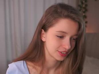 little_poetry — Chaturbate recorded stream image, 29.04.2025 15:50