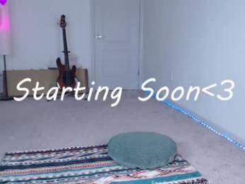 petitebrat — Chaturbate recorded stream screenshot (30 Apr 2025)