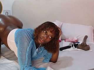 midnightmistress1 — Camsoda recorded stream image, 01.05.2025 05:50