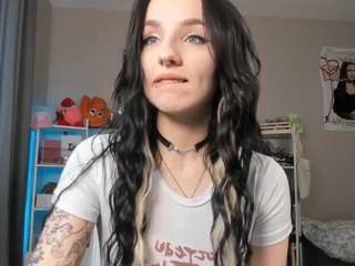 vi-jasen — Camsoda recorded stream image, 01.05.2025 05:30