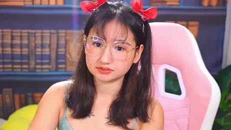 Pinkie_Princes — Stripchat recorded stream image, 01.05.2025 08:30