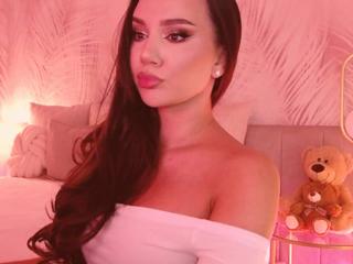 Eva Sin — Flirt4free recorded stream screenshot (01 May 2025)