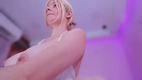 bella_adams_ — Stripchat recorded stream screenshot (01 May 2025)