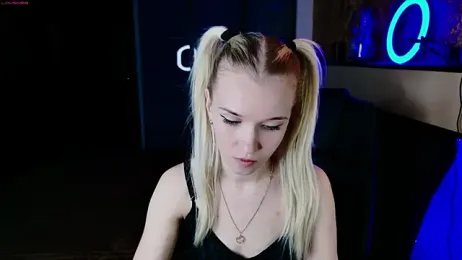 ShhhO_O — Stripchat recorded stream image, 02.05.2025 07:40