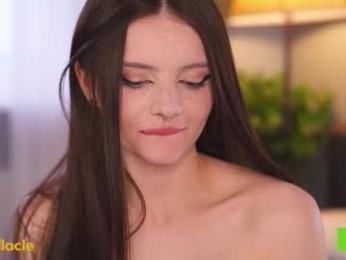 bellacle — Chaturbate recorded stream image, 02.05.2025 07:20