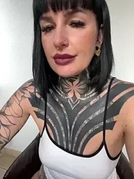 InkedBiitch — Stripchat recorded stream image, 03.05.2025 04:40