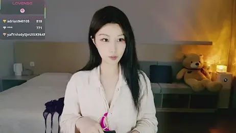 Lucky-baby — Stripchat recorded stream image, 03.05.2025 13:00