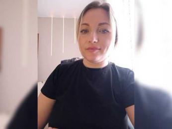 Tanysha-1 — Bongacams recorded stream image, 04.05.2025 04:30