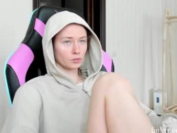 oksanafedorova — Chaturbate recorded stream screenshot (04 May 2025)