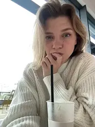 ValenciaShock — Stripchat recorded stream image, 05.05.2025 09:10