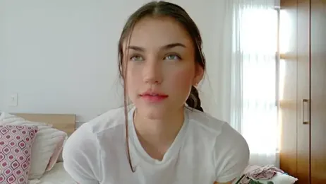 GrettaBenett — Stripchat recorded stream image, 06.05.2025 19:10