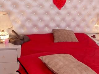 Mia Donatti — Flirt4free recorded stream screenshot (07 Feb 2025)