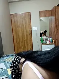 aaliya_bhattt — Stripchat recorded stream image, 08.05.2025 15:10