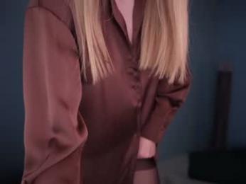 love_you_to123 — Chaturbate recorded stream image, 08.05.2025 12:40