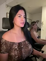 Carolina_Novoa — Stripchat recorded stream image, 07.02.2025 22:30