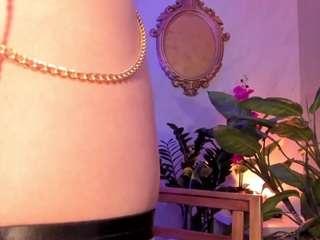 meganwest — Camsoda recorded stream screenshot (09 May 2025)