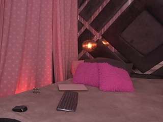 violeta-sanz — Camsoda recorded stream image, 10.05.2025 03:00