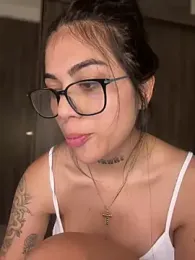 Sarasanders_4 — Stripchat recorded stream image, 10.05.2025 22:50