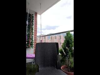 sarahpeterson — Camsoda recorded stream image, 11.05.2025 16:00